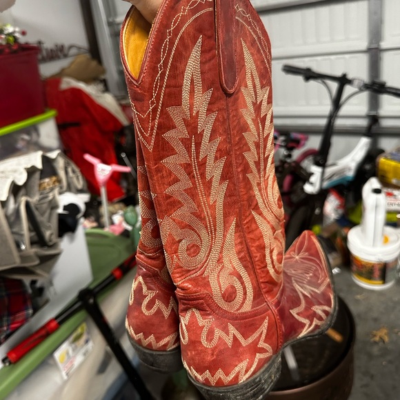 Red Old Gringo - Picture 2 of 5